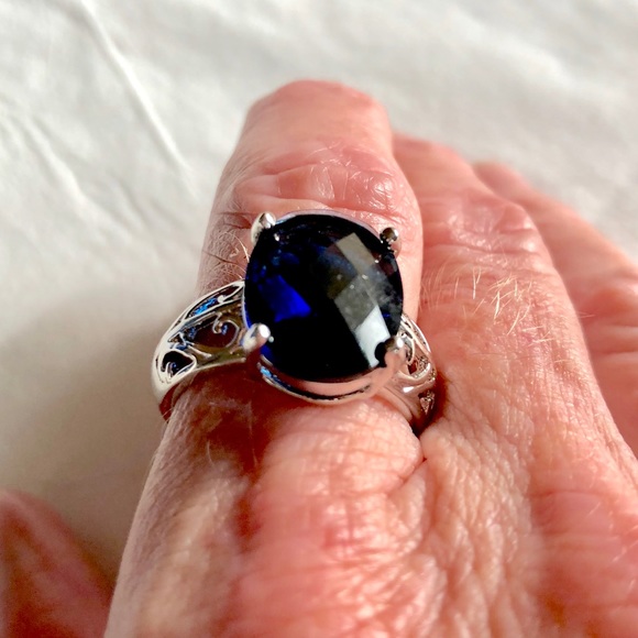 Blue Sapphire Sterling Silver Ring - Picture 8 of 8